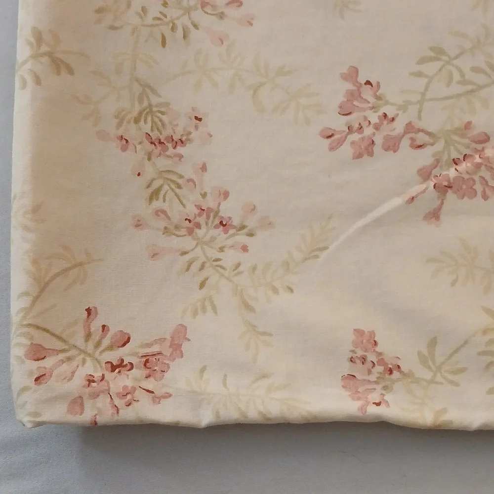 Vintage King Pillowcases - Picture 4 of 7